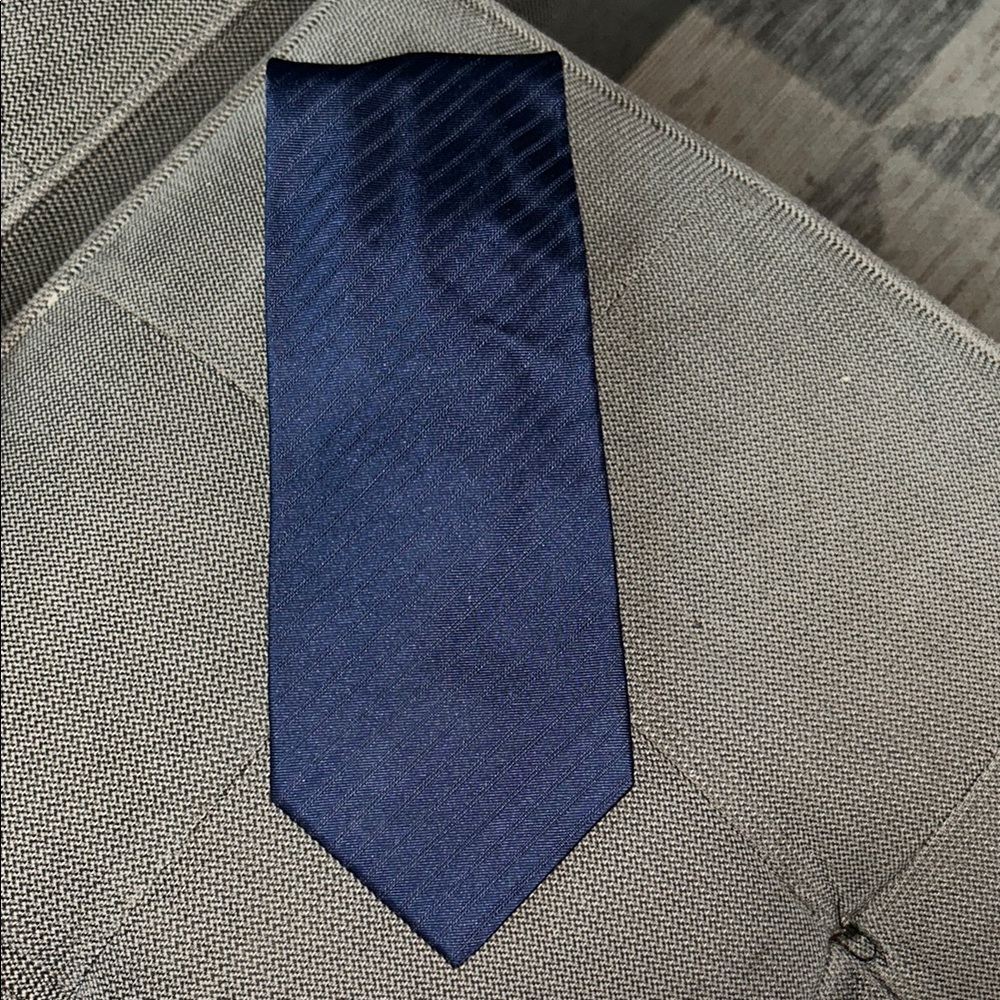 Ch Carolina Herrera men’s navy stripe tie NWT